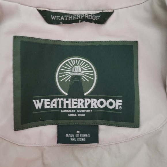 !!!SOLD!!! Weatherproof Lightweight Coat - Picture 5 of 8